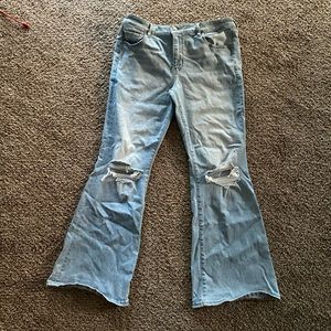 American Eagle Flared Jeans